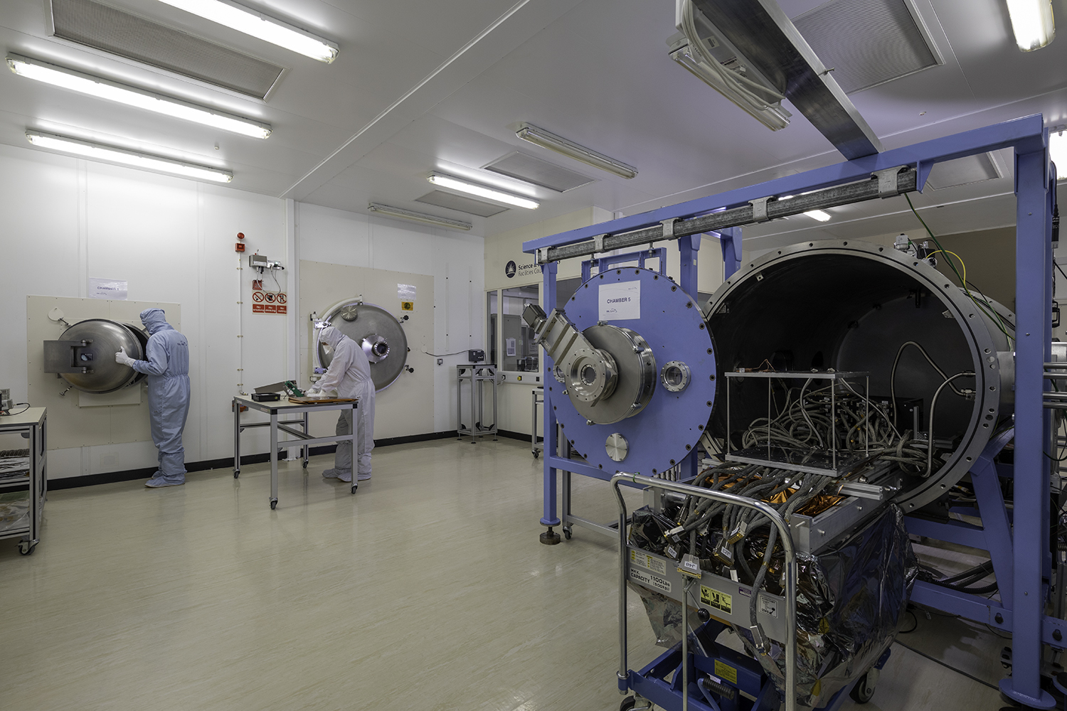 RAL Space Thermal vacuum testing